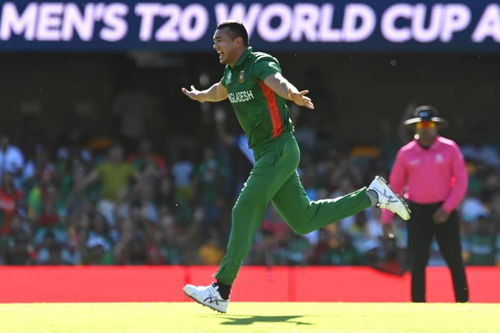 Bangladesh Jeet Gaya, Pakistan Khush Raftar Bharne Do