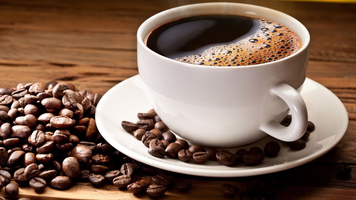 Coffee Peenay Walay Hoshiyar! coffee dental stains